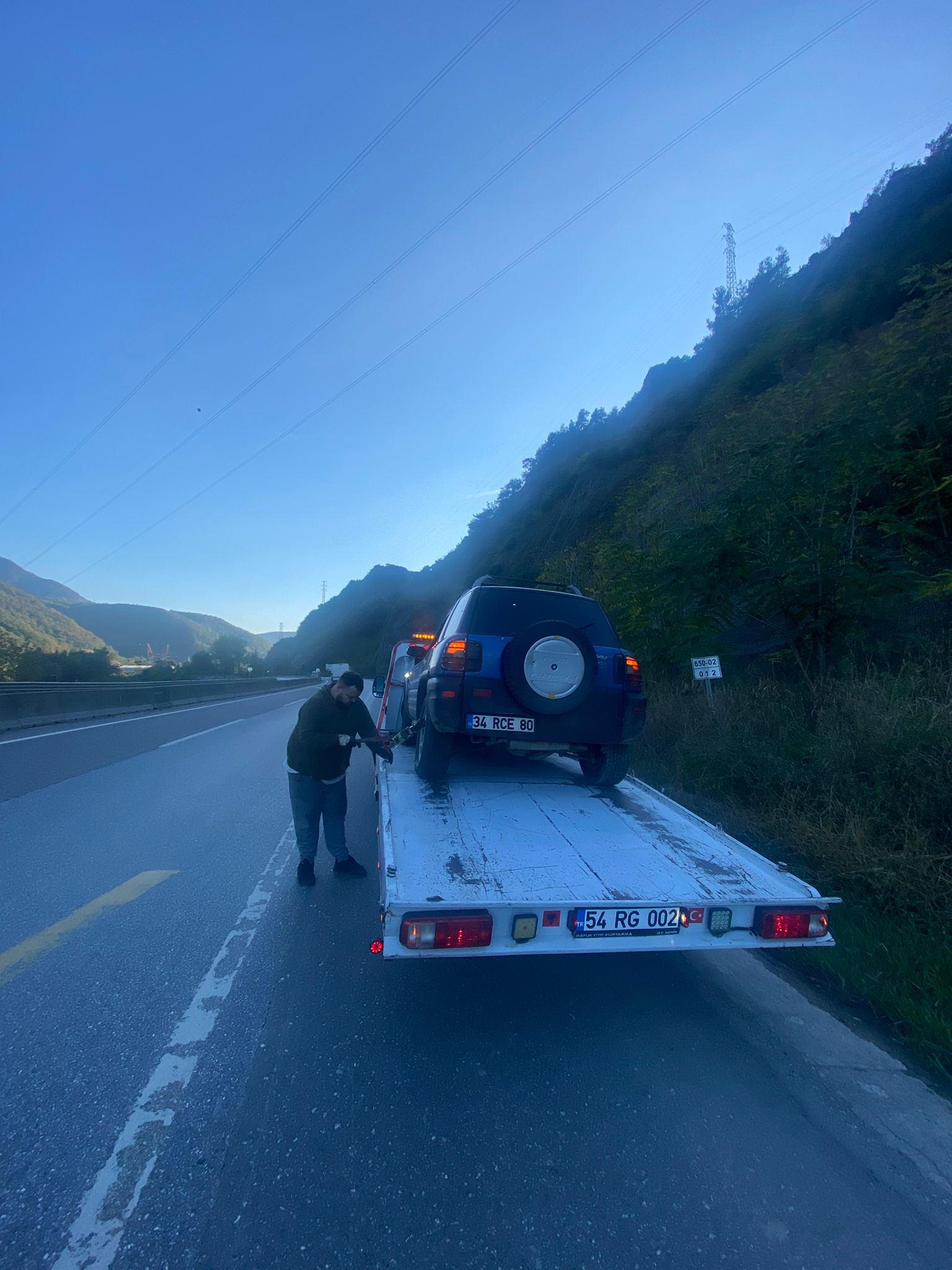 Sakarya oto çekici serdivan oto çekici oto kurtarıcı