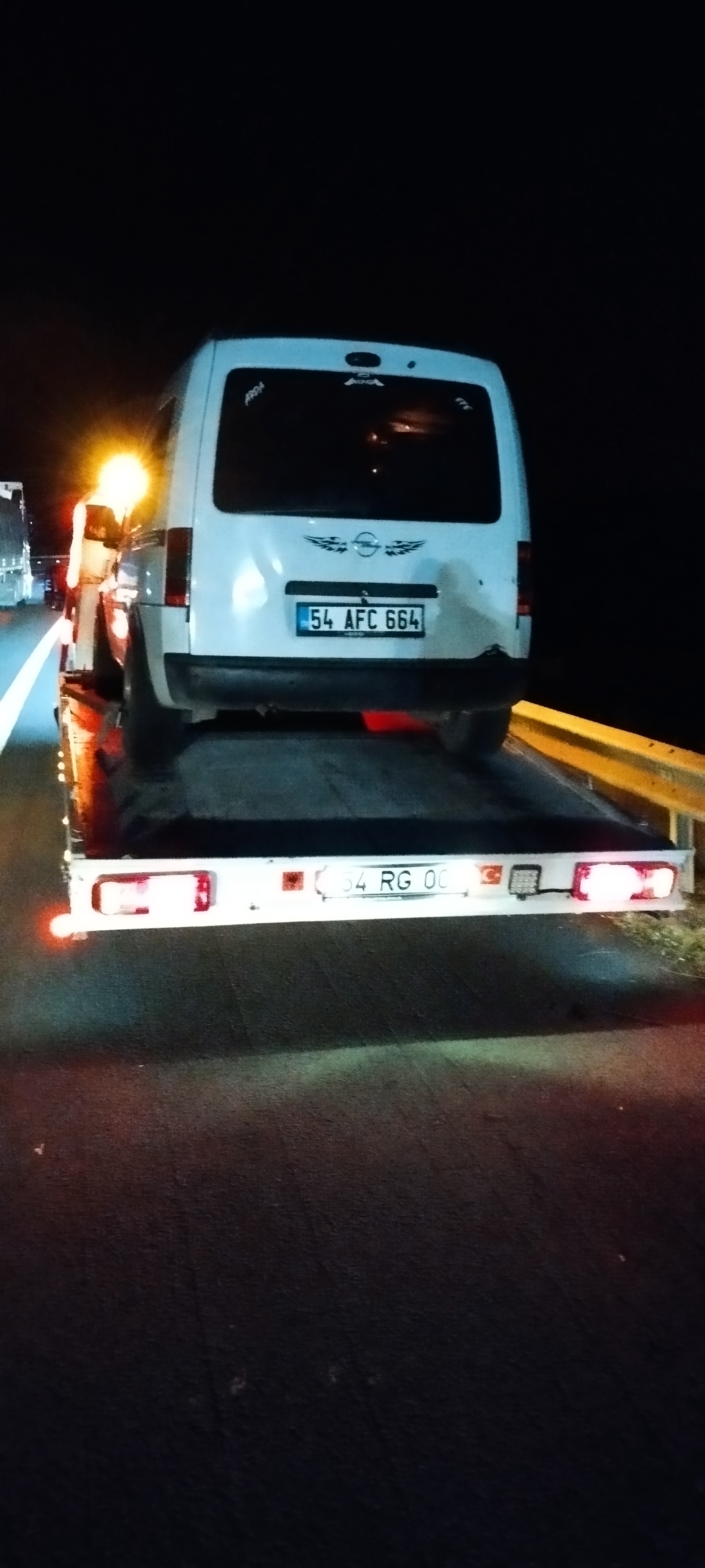 Sakarya çekici, Sakarya kurtarıcı, Sakarya yol yardım 